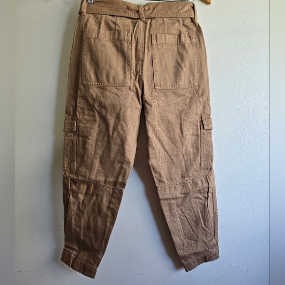 Banana Republic, High Rise Tapered Utility Pant, Iced Latte, Petite 00 - Picture 2 of 5